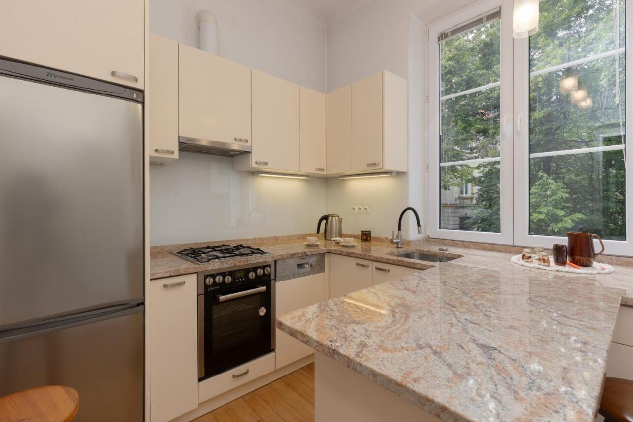 Warsaw New Town Square Apartment For 5 Guests By Noclegi Renters エクステリア 写真