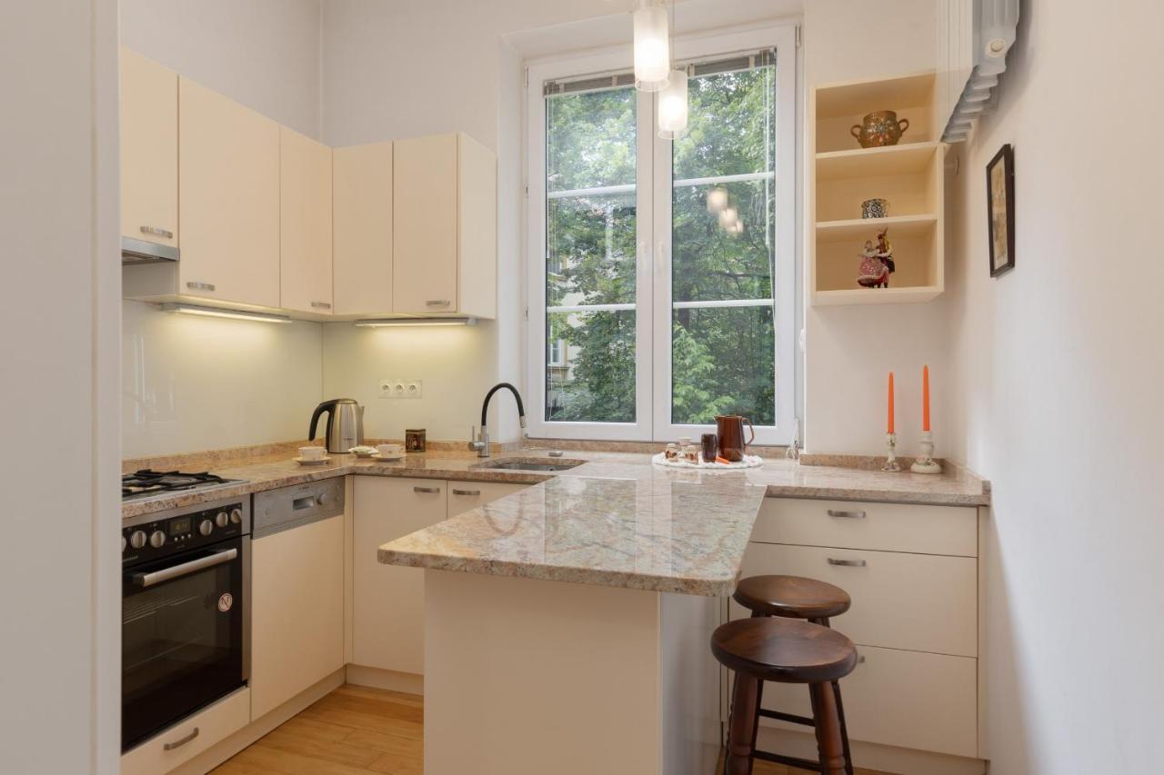 Warsaw New Town Square Apartment For 5 Guests By Noclegi Renters エクステリア 写真